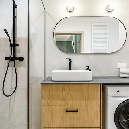 Apartamento Citystay Przytulny Kollataja *